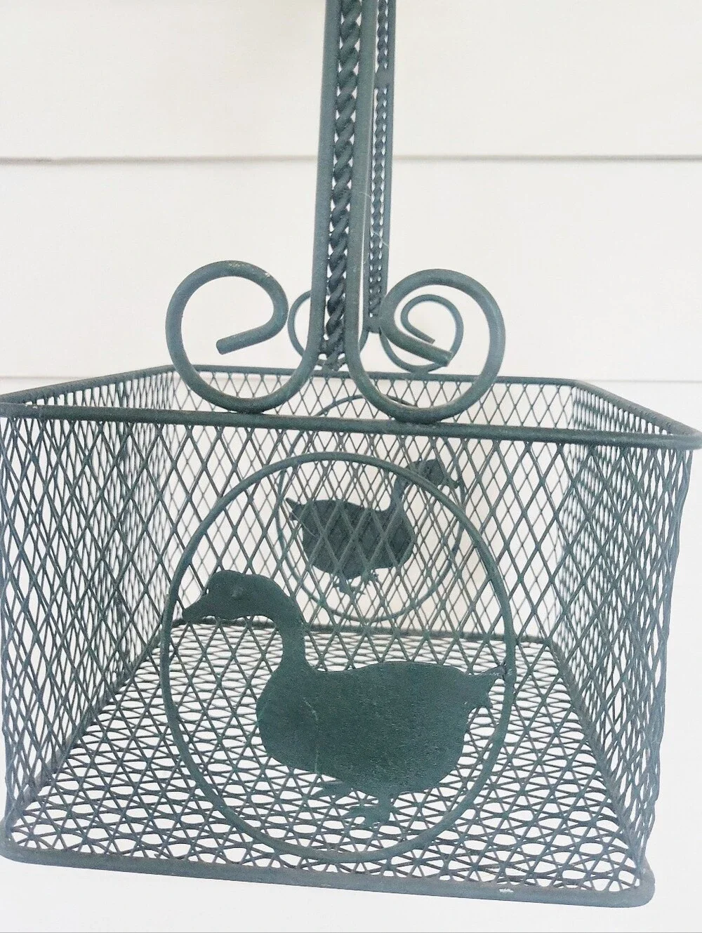 Vintage Cottagecore Goose Hunter Green Wire Basket